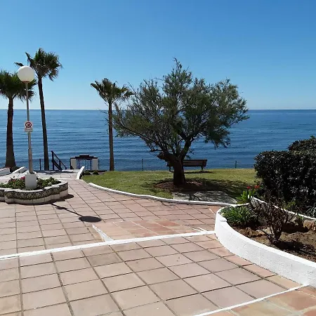 Algaida Calahonda, Pools, Garden And 150 M Apartment